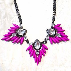 ✨HP✨Statement necklace